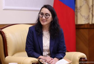 Ж.Баярмаа: Ерөнхий сайд надаас албан ёсоор УУЧЛАЛ гуйсан