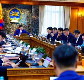 Засгийн газар 14 мега төслийн явц зэрэг 34 асуудлыг хэлэлцэж байна